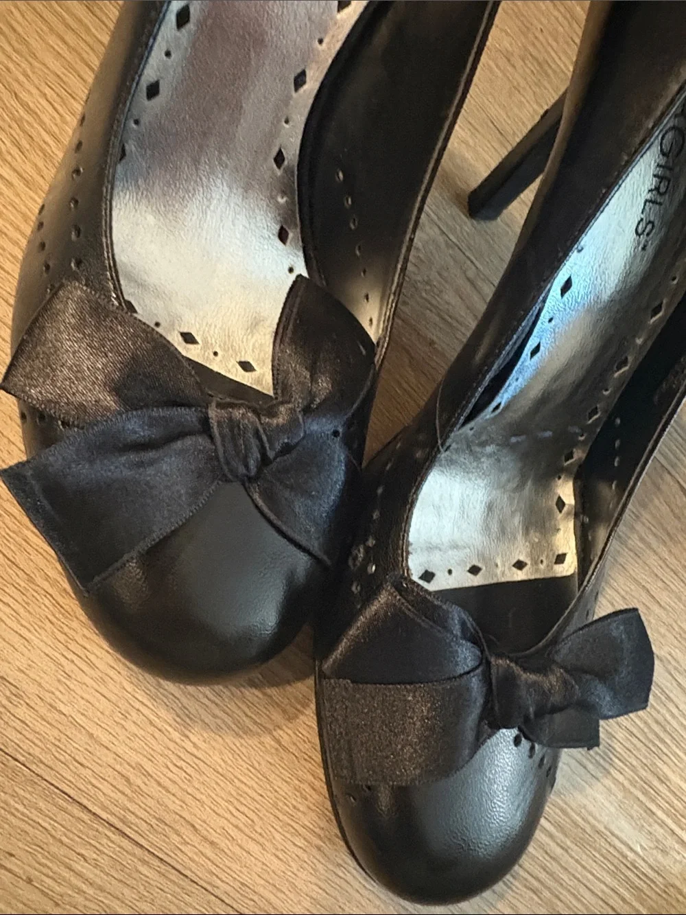 BCBGirls Black Bow Round-Toe Heels